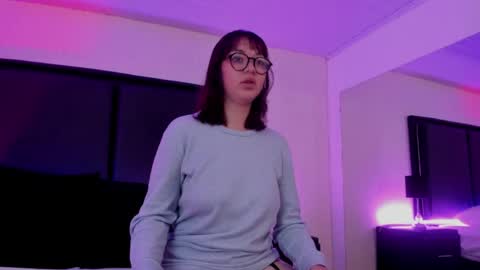 Snapshot of lilithbluum chatting on April 24, 2026, 11:56 am LilithBluum online show from April 24, 2026, 11:56 am
