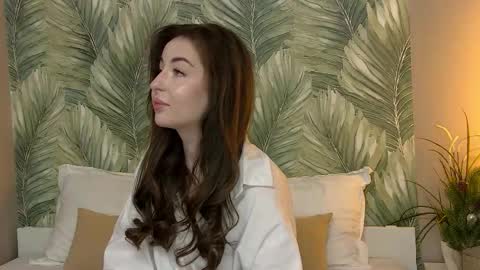 Snapshot of lilithlanne chatting on January 18, 2026, 12:20 pm Lilith online show from January 18, 2026, 12:20 pm