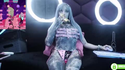 Snapshot of lilithlevis chatting on November 13, 2025, 8:52 pm Tifon Mary - Indepent model online show from November 13, 2025, 8:52 pm