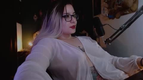 lilithmystic01 online show from February 24, 2025, 10:14 pm