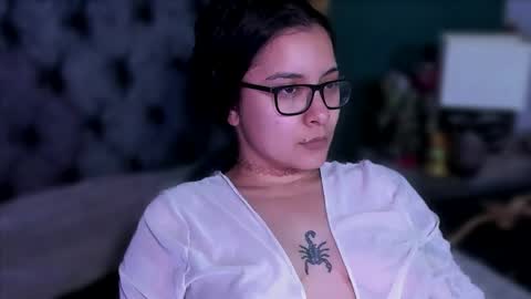 lilithmystic01 online show from January 19, 2026, 1:04 pm