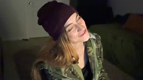 L online show from January 31, 2025, 3:52 am