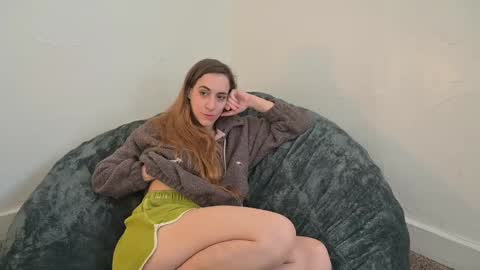 L online show from March 12, 2025, 9:03 pm