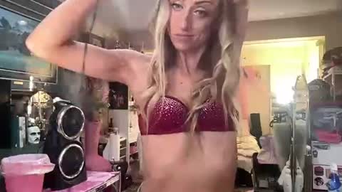 Snapshot of lilithohfish chatting on August 6, 2026, 12:45 am Lilithohfish online show from August 6, 2026, 12:45 am