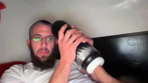 Snapshot of liliths_duck chatting on April 8, 2026, 5:51 am liliths_duck online show from April 8, 2026, 5:51 am