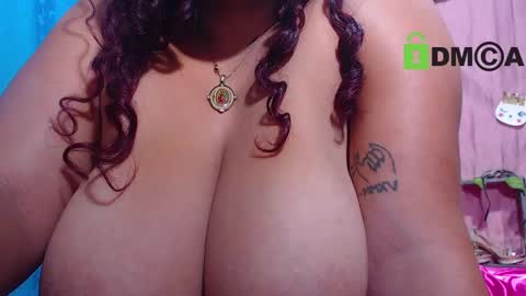 Snapshot of lilits_boobs chatting on January 2, 2025, 7:44 am liliana online show from January 2, 2025, 7:44 am