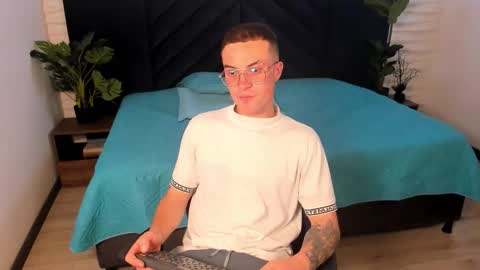 Lil James online show from November 2, 2025, 7:49 pm