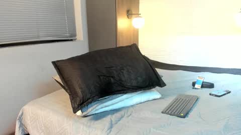 Snapshot of liljames_ chatting on March 20, 2026, 7:52 pm Lil James online show from March 20, 2026, 7:52 pm