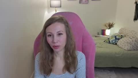 Snapshot of lill_mary chatting on November 6, 2025, 3:18 am Maria online show from November 6, 2025, 3:18 am