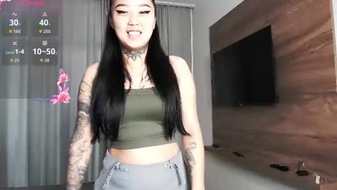 Lill online show from July 26, 2026, 4:42 am