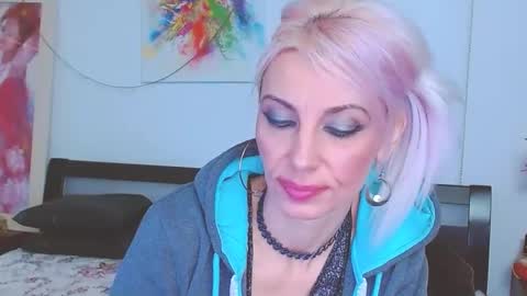 Lara online show from February 5, 2025, 1:37 am