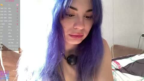 Amelia online show from June 4, 2026, 1:17 pm