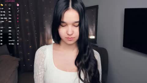 Celina Lillie online show from January 19, 2026, 7:34 am