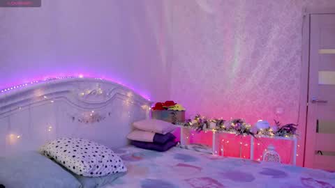 Snapshot of lillimooore chatting on November 8, 2025, 2:45 am LilliMoore online show from November 8, 2025, 2:45 am