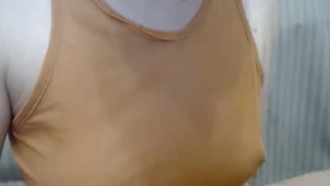 Lilu online show from September 13, 2025, 9:58 pm