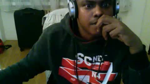 Snapshot of lillpluto chatting on November 23, 2025, 2:11 am lillpluto online show from November 23, 2025, 2:11 am