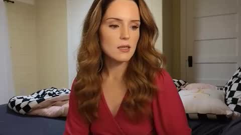 lilly_adams88 online show from May 18, 2026, 1:35 am
