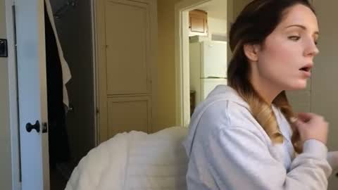 lilly_adams88 online show from June 12, 2026, 11:46 pm