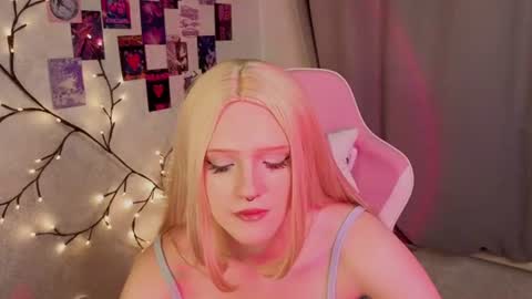 Snapshot of lilly_jhonas chatting on July 24, 2026, 1:14 am Lily online show from July 24, 2026, 1:14 am