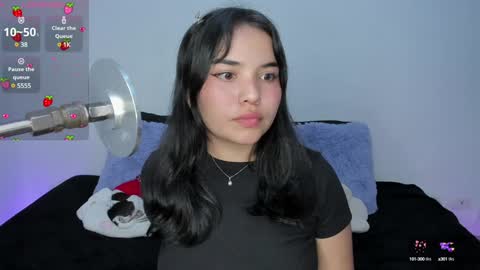 Snapshot of lilly_kinky chatting on January 14, 2025, 1:47 am Lilly online show from January 14, 2025, 1:47 am