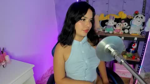 Snapshot of lilly_kinky chatting on November 16, 2025, 3:45 am Lilly online show from November 16, 2025, 3:45 am