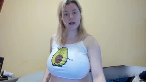 Lilly Depp online show from December 14, 2025, 11:26 am