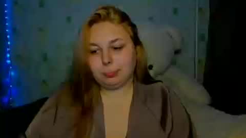 Snapshot of lillyhaigh chatting on August 3, 2026, 5:38 pm lillyhaigh online show from August 3, 2026, 5:38 pm