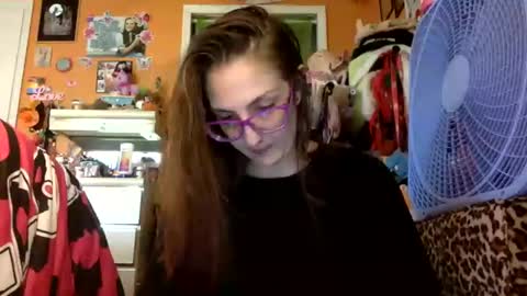 Snapshot of lillylushabae chatting on September 15, 2025, 8:53 pm hi guys im back on here 3 online show from September 15, 2025, 8:53 pm