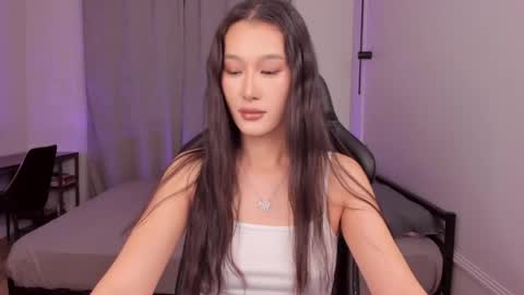 Lilly online show from June 9, 2026, 5:02 pm