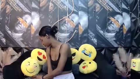 lilmissbaddiexxx online show from February 16, 2026, 6:26 pm