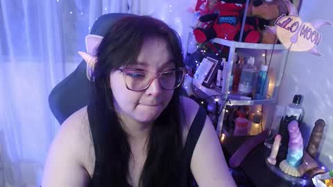 Lilo  online show from February 26, 2025, 3:53 am