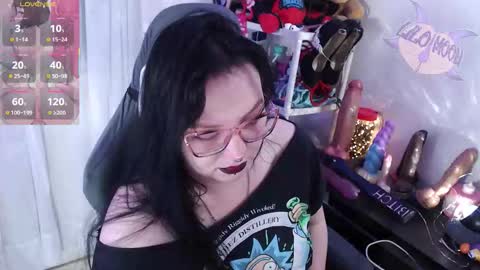 Lilo  online show from September 15, 2025, 1:55 pm