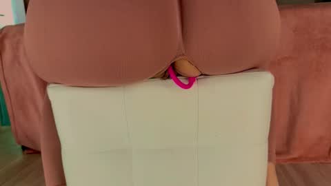 Lil online show from November 3, 2025, 5:31 am