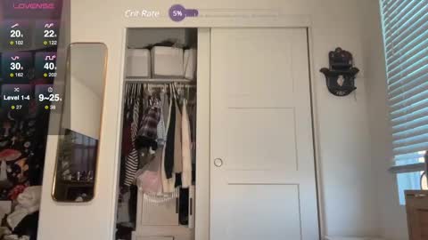 Snapshot of lilrenbby chatting on February 28, 2025, 1:37 am lil ren online show from February 28, 2025, 1:37 am