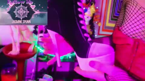 Snapshot of liltrannyslut chatting on October 26, 2025, 6:19 am jasmine spunn online show from October 26, 2025, 6:19 am