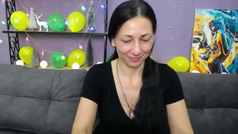 lilugrants online show from January 13, 2025, 4:28 am