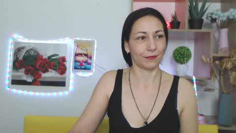 lilugrants online show from January 19, 2025, 1:32 am