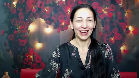 lilugrants online show from February 4, 2025, 10:34 pm