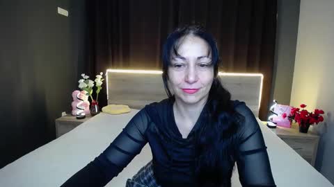 lilugrants online show from December 1, 2025, 7:08 pm