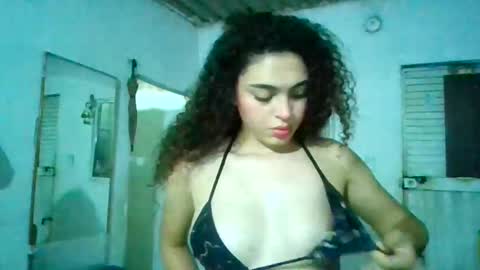 Snapshot of lily_anal_squirt chatting on January 25, 2025, 1:54 am lily_anal_squirt online show from January 25, 2025, 1:54 am