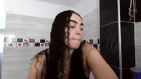 lily_anal_squirt online show from July 6, 2026, 7:27 pm