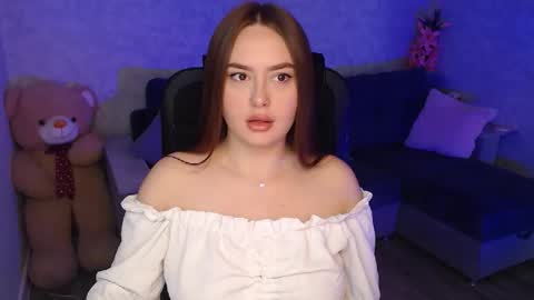 Snapshot of lily_baker_ chatting on June 3, 2026, 8:17 am lily_baker_ online show from June 3, 2026, 8:17 am