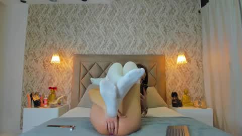 Lily Cooper online show from March 16, 2026, 12:38 am