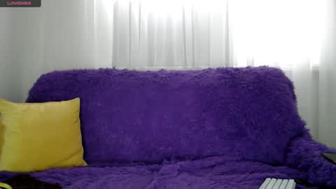 Lily Litle online show from March 8, 2025, 2:08 pm