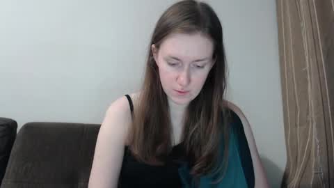 lily_love_x online show from June 7, 2026, 11:52 pm
