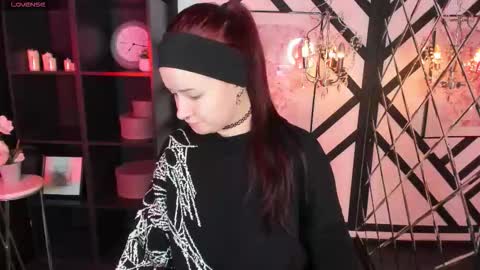 Lily online show from February 27, 2026, 8:03 am