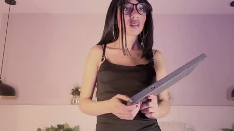 lily_obsession online show from May 27, 2026, 12:13 pm