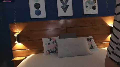Lily  online show from June 2, 2026, 7:49 pm