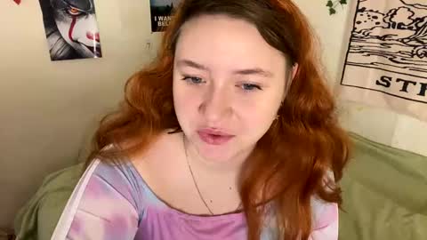 Snapshot of lily_shamy chatting on December 3, 2024, 10:39 am Alice online show from December 3, 2024, 10:39 am