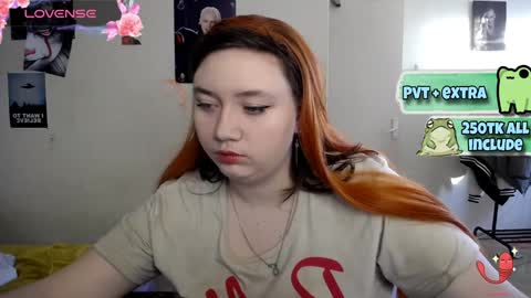 Snapshot of lily_shamy chatting on February 7, 2025, 1:11 pm Alice online show from February 7, 2025, 1:11 pm